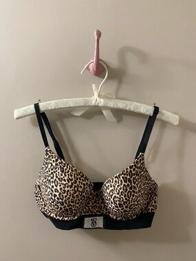 Victoria’s Secret Lightly Lined Demi Bra